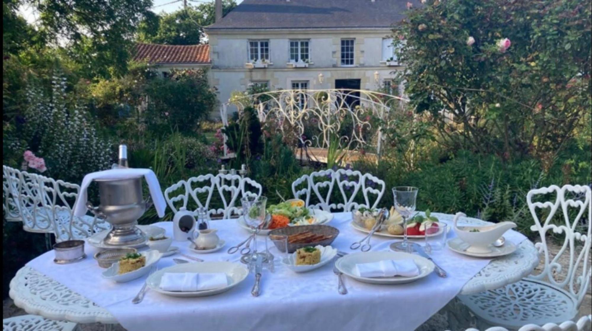 Chambre De Charme Dans Un Jardin De 1500M2 Nueil-sur-Layon Εξωτερικό φωτογραφία